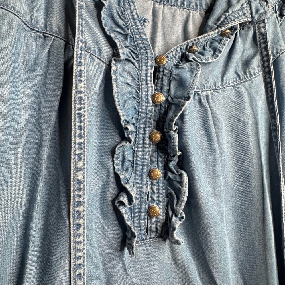 Anthropologie Maeve Chambray Light Blue Ruffle Boho Peasant Blouse Size XS C3 - Picture 8 of 10